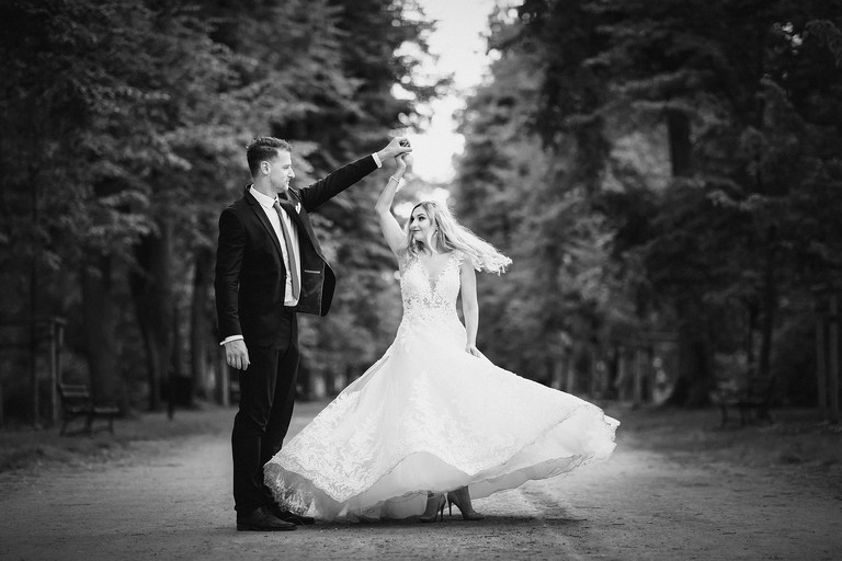 sesja slubna w Mosznej, plener slubny Moszna, sesja slubna na zamku, plener slubny w palacu, www.magiaobrazu.com, fotografia slubna w Mosznej, plener slubny w Krakowie, fotograf slubny Krakow, fotografowie slubni, fotograf malopolska, sesja plenerowa, klimatyczna sesja slubna, plener w Mosznej, Zamek w Mosznej, oryginalna sesja slubna, fotograf slubny slask, sesja slubna slask, zdjecia slubne opolskie, www.magiaobrazu.com, fotografia slubna, plener slubny na zamku, fotograf slubny Krakow, palac w mosznej, fotografowie slubni, fotograf mal‚opolska, sesja plenerowa, klimatyczna sesja slubna