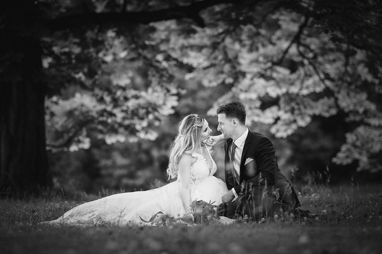 sesja slubna w Mosznej, plener slubny Moszna, sesja slubna na zamku, plener slubny w palacu, www.magiaobrazu.com, fotografia slubna w Mosznej, plener slubny w Krakowie, fotograf slubny Krakow, fotografowie slubni, fotograf malopolska, sesja plenerowa, klimatyczna sesja slubna, plener w Mosznej, Zamek w Mosznej, oryginalna sesja slubna, fotograf slubny slask, sesja slubna slask, zdjecia slubne opolskie, www.magiaobrazu.com, fotografia slubna, plener slubny na zamku, fotograf slubny Krakow, palac w mosznej, fotografowie slubni, fotograf mal‚opolska, sesja plenerowa, klimatyczna sesja slubna