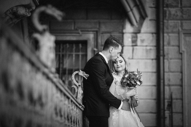 sesja slubna w Mosznej, plener slubny Moszna, sesja slubna na zamku, plener slubny w palacu, www.magiaobrazu.com, fotografia slubna w Mosznej, plener slubny w Krakowie, fotograf slubny Krakow, fotografowie slubni, fotograf malopolska, sesja plenerowa, klimatyczna sesja slubna, plener w Mosznej, Zamek w Mosznej, oryginalna sesja slubna, fotograf slubny slask, sesja slubna slask, zdjecia slubne opolskie, www.magiaobrazu.com, fotografia slubna, plener slubny na zamku, fotograf slubny Krakow, palac w mosznej, fotografowie slubni, fotograf mal‚opolska, sesja plenerowa, klimatyczna sesja slubna