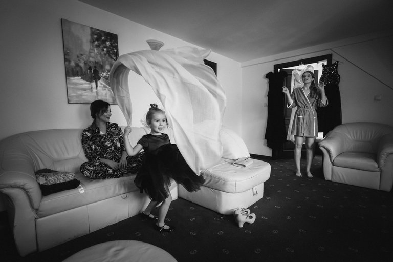 najlepsze zdjecia slubne, najpiekniejsze zdjecia slubne, fotografia slubna slask, zdjecia slubne slask, najlepszy fotograf slubny slask, plener slubny slask, sesje slubne slask, fotograf na slub slask, piekne fotografie slubne slask, dwoch fotografow na slub, fotografia weselna slask, fotografia weselna krakow, naturalna fotografia slubna, zdjecia slubne bielsko, fotograf slubny bielsko, fotografia slubna bielsko, zdjecia slubne krakow, fotografia slubna krakow, fotograf slubny krakow, oryginalna fotografia slubna, www.magiaobrazu.com, Anna i Jacek Bieniek,