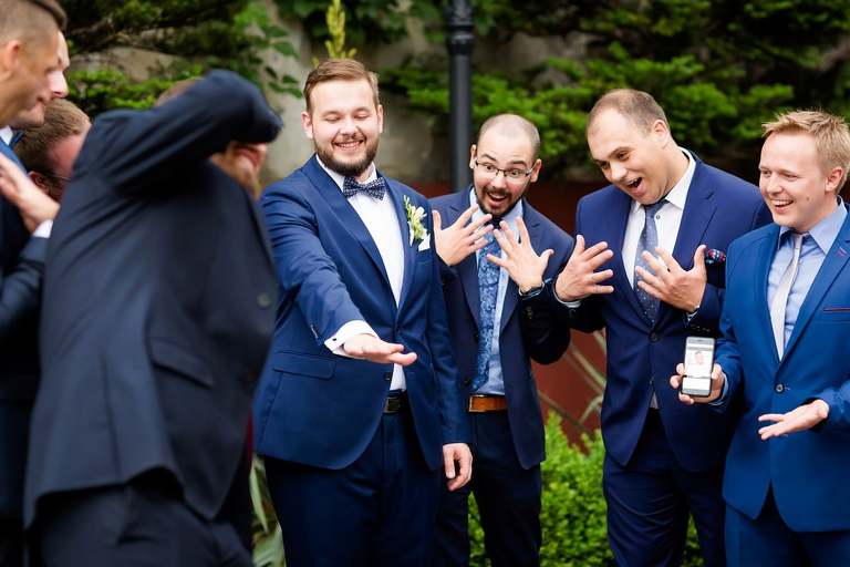 najlepsze zdjecia slubne, najpiekniejsze zdjecia slubne, fotografia slubna slask, zdjecia slubne slask, najlepszy fotograf slubny slask, plener slubny slask, sesje slubne slask, fotograf na slub slask, piekne fotografie slubne slask, dwoch fotografow na slub, fotografia weselna slask, fotografia weselna krakow, naturalna fotografia slubna, zdjecia slubne bielsko, fotograf slubny bielsko, fotografia slubna bielsko, zdjecia slubne krakow, fotografia slubna krakow, fotograf slubny krakow, oryginalna fotografia slubna, www.magiaobrazu.com, Anna i Jacek Bieniek,