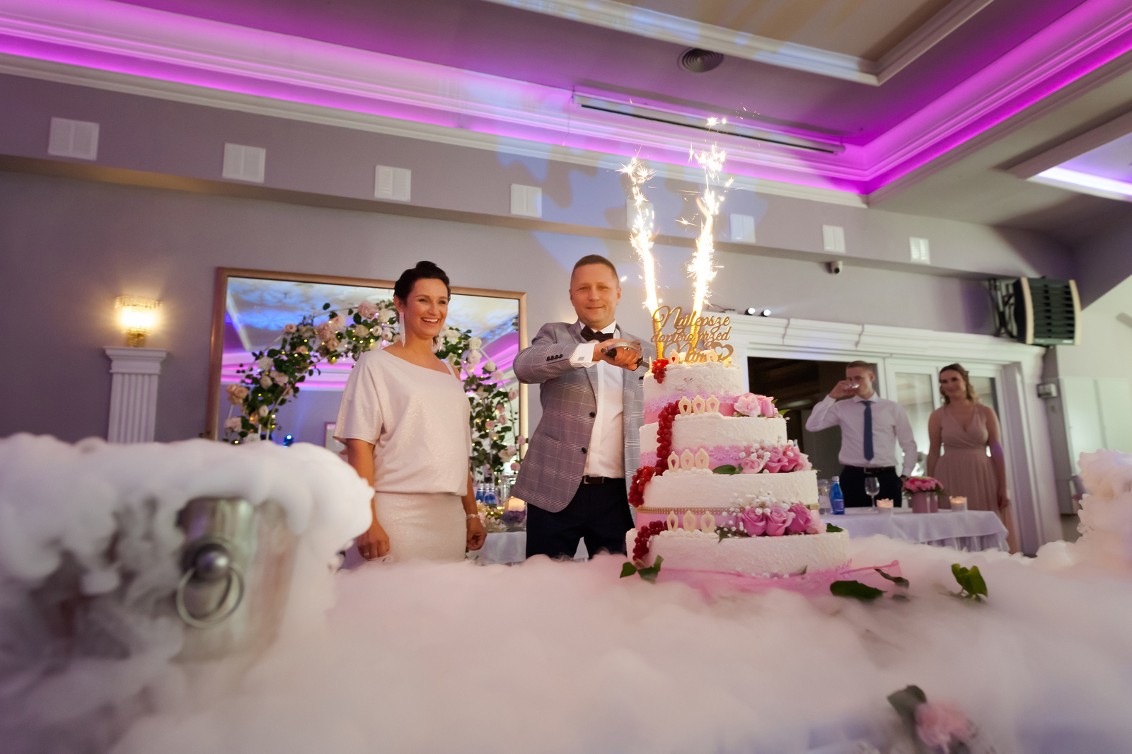 dw bartek bielsko, wesele w bartku bielsko, fotograf slubny slask, zdjecia slubne slask, fotograf na slub slask, zdjecia slubne bielsko, fotografia slubna bielsko, fotografia slubna slask, zdjecia slubne Bielsko biała, fotografia slubna bystra, fotografia slubna katowice, zdjecia slubne katowice, fotograf slubny katowice, fotografia slubna krakow, fotograf na slub krakow, zdjecia slubne krakow