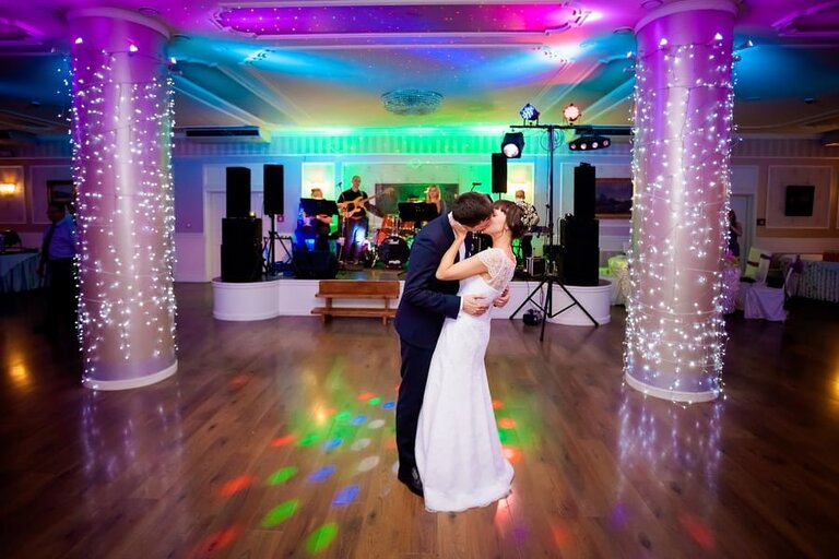 fotografia ślubna śląsk; fotograf ślubny bielsko; dwóch fotograf na ślub; zdjęcia ślubne slask; fotografia ślubna bielsko