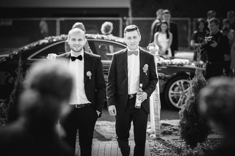 fotografia slubna, zdjecia slubne bielsko, fotograf slubny bielsko; www.magiaobrazu.com, zdjecia slubne bielsko, fotografia slubna slask, zdjecia slubne zywiec; karczma Kuban Goczałkowice; fotograf pszczyna; zdjecia slubne pszczyna; kosciol w wisle, dwoch fotografow na slub, zdjecia slubne pszczyna, wesele w karczmie kuban pszczyna