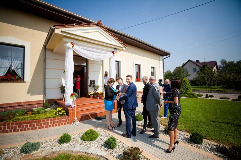 fotografia slubna, zdjecia slubne bielsko, fotograf slubny bielsko; www.magiaobrazu.com, zdjecia slubne bielsko, fotografia slubna slask, zdjecia slubne zywiec; karczma Kuban Goczałkowice; fotograf pszczyna; zdjecia slubne pszczyna; kosciol w wisle, dwoch fotografow na slub, zdjecia slubne pszczyna, wesele w karczmie kuban pszczyna