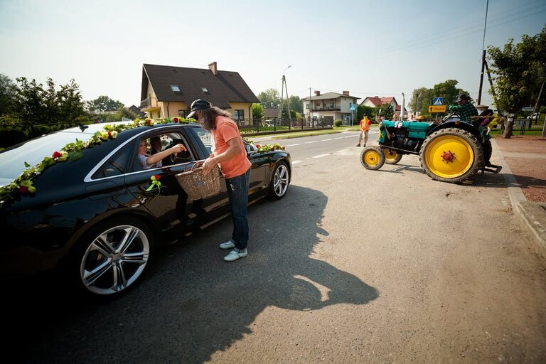 fotografia slubna, zdjecia slubne bielsko, fotograf slubny bielsko; www.magiaobrazu.com, zdjecia slubne bielsko, fotografia slubna slask, zdjecia slubne zywiec; karczma Kuban Goczałkowice; fotograf pszczyna; zdjecia slubne pszczyna; kosciol w wisle, dwoch fotografow na slub, zdjecia slubne pszczyna, wesele w karczmie kuban pszczyna