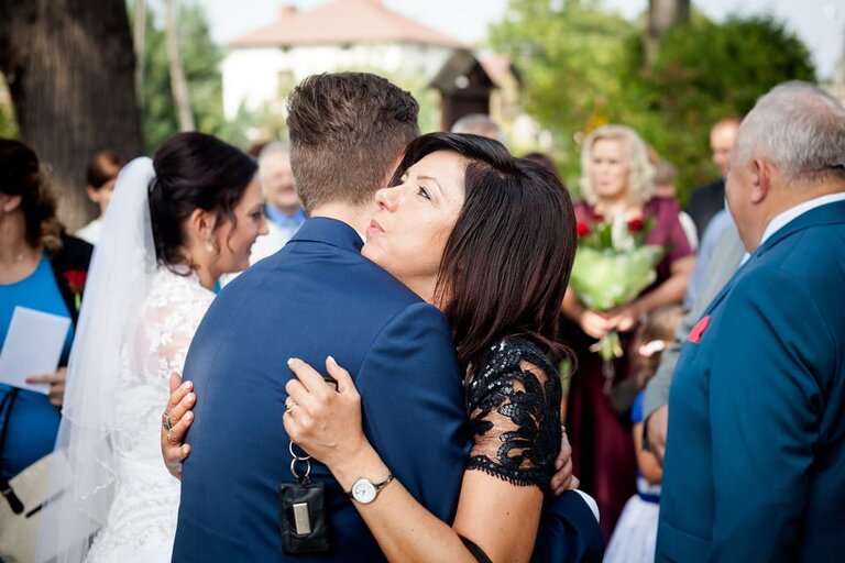 fotografia slubna, zdjecia slubne bielsko, fotograf slubny bielsko; www.magiaobrazu.com, zdjecia slubne bielsko, fotografia slubna slask, zdjecia slubne zywiec; karczma Kuban Goczałkowice; fotograf pszczyna; zdjecia slubne pszczyna; kosciol w wisle, dwoch fotografow na slub, zdjecia slubne pszczyna, wesele w karczmie kuban pszczyna