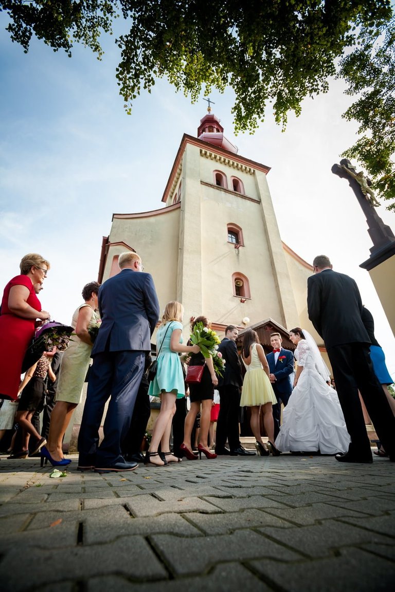 fotografia slubna, zdjecia slubne bielsko, fotograf slubny bielsko; www.magiaobrazu.com, zdjecia slubne bielsko, fotografia slubna slask, zdjecia slubne zywiec; karczma Kuban Goczałkowice; fotograf pszczyna; zdjecia slubne pszczyna; kosciol w wisle, dwoch fotografow na slub, zdjecia slubne pszczyna, wesele w karczmie kuban pszczyna