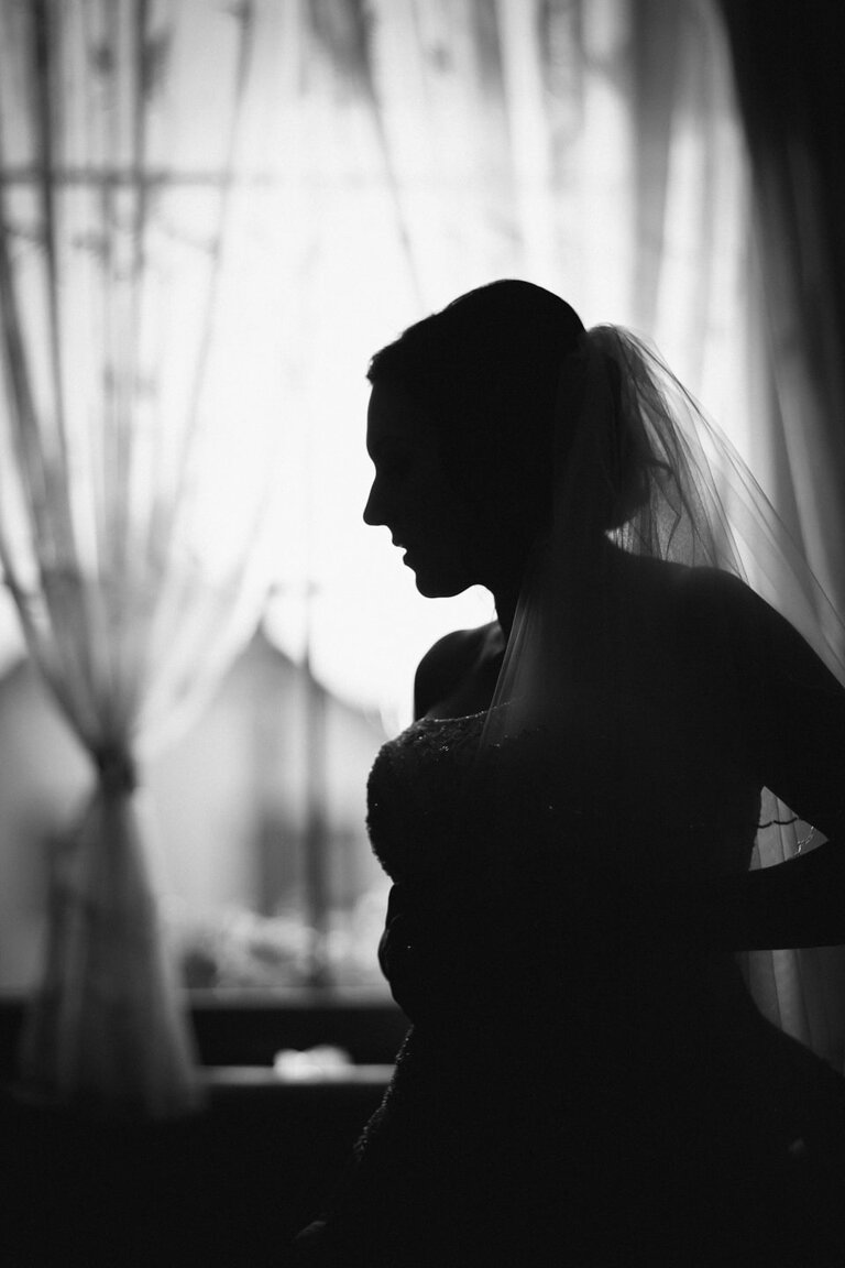 fotografia slubna, zdjecia slubne bielsko, fotograf slubny bielsko; www.magiaobrazu.com, zdjecia slubne bielsko, fotografia slubna slask, zdjecia slubne zywiec; karczma Kuban Goczałkowice; fotograf pszczyna; zdjecia slubne pszczyna; kosciol w wisle, dwoch fotografow na slub, zdjecia slubne pszczyna, wesele w karczmie kuban pszczyna