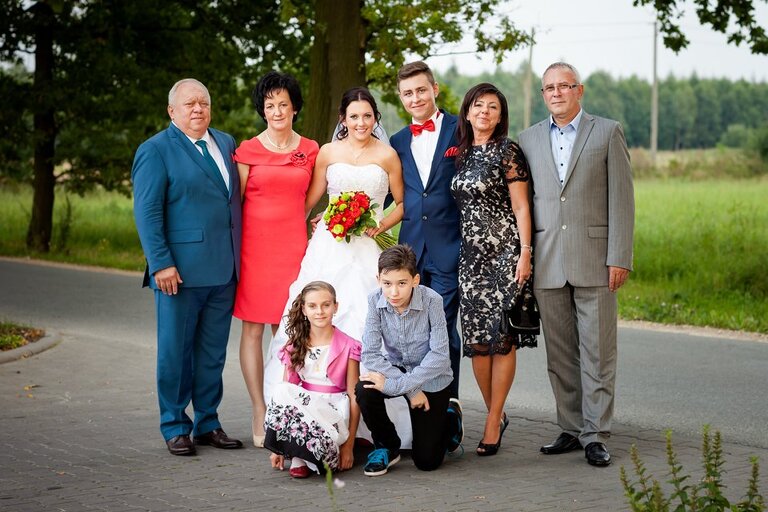 fotografia slubna, zdjecia slubne bielsko, fotograf slubny bielsko; www.magiaobrazu.com, zdjecia slubne bielsko, fotografia slubna slask, zdjecia slubne zywiec; karczma Kuban Goczałkowice; fotograf pszczyna; zdjecia slubne pszczyna; kosciol w wisle, dwoch fotografow na slub, zdjecia slubne pszczyna, wesele w karczmie kuban pszczyna