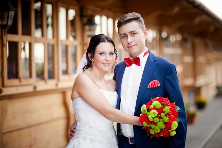 fotografia slubna, zdjecia slubne bielsko, fotograf slubny bielsko; www.magiaobrazu.com, zdjecia slubne bielsko, fotografia slubna slask, zdjecia slubne zywiec; karczma Kuban Goczałkowice; fotograf pszczyna; zdjecia slubne pszczyna; kosciol w wisle, dwoch fotografow na slub, zdjecia slubne pszczyna, wesele w karczmie kuban pszczyna