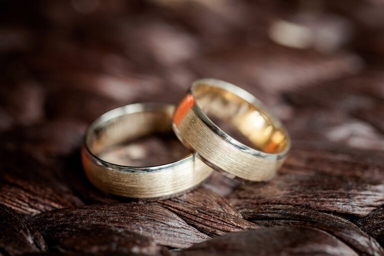 fotografia slubna, zdjecia slubne bielsko, fotograf slubny bielsko; www.magiaobrazu.com, zdjecia slubne bielsko, fotografia slubna slask, zdjecia slubne zywiec; karczma Kuban Goczałkowice; fotograf pszczyna; zdjecia slubne pszczyna; kosciol w wisle, dwoch fotografow na slub, zdjecia slubne pszczyna, wesele w karczmie kuban pszczyna