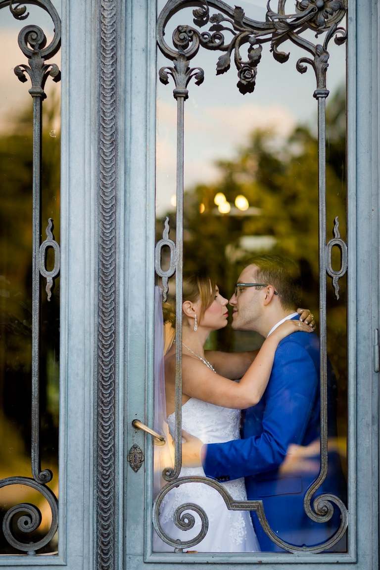 sesja slubna w Mosznej, plener slubny Moszna, sesja slubna na zamku, plener slubny w palacu, www.magiaobrazu.com, fotografia ślubna w Mosznej, plener ślubny w Krakowie, fotograf ślubny Kraków, fotografowie ślubni, fotograf małopolska, sesja plenerowa, klimatyczna sesja ślubna, plener w Mosznej, Zamek w Mosznej, oryginalna sesja slubna, fotograf slubny slask, sesja slubna slask, zdjecia slubne opolskie, www.magiaobrazu.com, fotografia ślubna, plener ślubny na zamku, fotograf ślubny Kraków, palac w mosznej, fotografowie ślubni, fotograf małopolska, sesja plenerowa, klimatyczna sesja ślubna