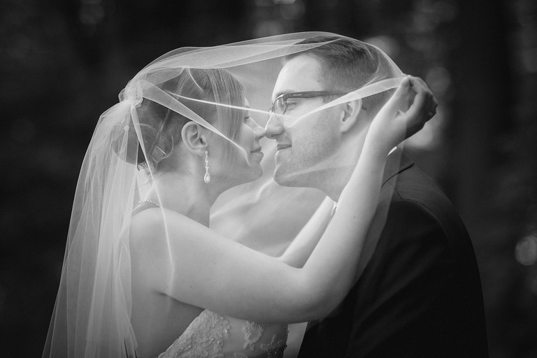 sesja slubna w Mosznej, plener slubny Moszna, sesja slubna na zamku, plener slubny w palacu, www.magiaobrazu.com, fotografia ślubna w Mosznej, plener ślubny w Krakowie, fotograf ślubny Kraków, fotografowie ślubni, fotograf małopolska, sesja plenerowa, klimatyczna sesja ślubna, plener w Mosznej, Zamek w Mosznej, oryginalna sesja slubna, fotograf slubny slask, sesja slubna slask, zdjecia slubne opolskie, www.magiaobrazu.com, fotografia ślubna, plener ślubny na zamku, fotograf ślubny Kraków, palac w mosznej, fotografowie ślubni, fotograf małopolska, sesja plenerowa, klimatyczna sesja ślubna