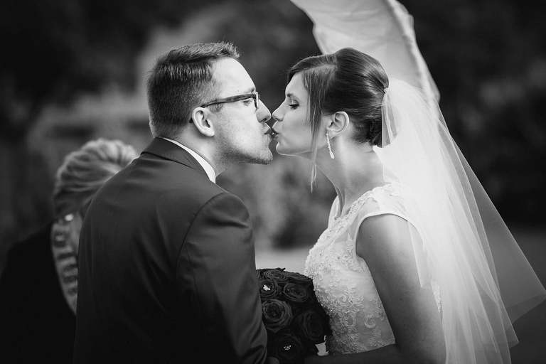 plenerowy slub slask, slub plenerowy w beskidach, slub w alpinie, wesele w alpinie, plenerowa ceremonia alpin, ceremonia w plenerze alpin, wesele w hotelu Alpin w Szczyrku, wesele w alpinie szczyrk, fotografia slubna szczyrk, zdjecia slubne szczyrk, fotograf slubny szczyrk, fotografia slubna slask, fotografia slubna katowice, zdjecia slubne katowice, fotograf slubny katowice, zdjecia slubne bielsko, dwoch fotografow na slub, fotografia slubna krakow,