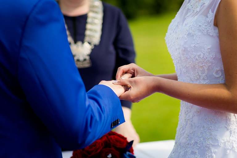 plenerowy slub slask, slub plenerowy w beskidach, slub w alpinie, wesele w alpinie, plenerowa ceremonia alpin, ceremonia w plenerze alpin, wesele w hotelu Alpin w Szczyrku, wesele w alpinie szczyrk, fotografia slubna szczyrk, zdjecia slubne szczyrk, fotograf slubny szczyrk, fotografia slubna slask, fotografia slubna katowice, zdjecia slubne katowice, fotograf slubny katowice, zdjecia slubne bielsko, dwoch fotografow na slub, fotografia slubna krakow,