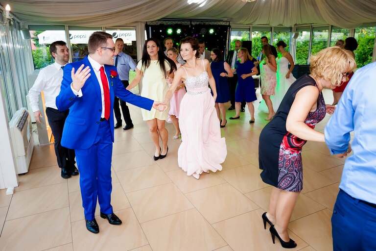 plenerowy slub slask, slub plenerowy w beskidach, slub w alpinie, wesele w alpinie, plenerowa ceremonia alpin, ceremonia w plenerze alpin, wesele w hotelu Alpin w Szczyrku, wesele w alpinie szczyrk, fotografia slubna szczyrk, zdjecia slubne szczyrk, fotograf slubny szczyrk, fotografia slubna slask, fotografia slubna katowice, zdjecia slubne katowice, fotograf slubny katowice, zdjecia slubne bielsko, dwoch fotografow na slub, fotografia slubna krakow,