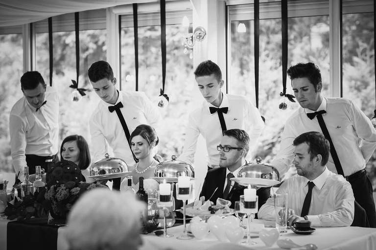 plenerowy slub slask, slub plenerowy w beskidach, slub w alpinie, wesele w alpinie, plenerowa ceremonia alpin, ceremonia w plenerze alpin, wesele w hotelu Alpin w Szczyrku, wesele w alpinie szczyrk, fotografia slubna szczyrk, zdjecia slubne szczyrk, fotograf slubny szczyrk, fotografia slubna slask, fotografia slubna katowice, zdjecia slubne katowice, fotograf slubny katowice, zdjecia slubne bielsko, dwoch fotografow na slub, fotografia slubna krakow,