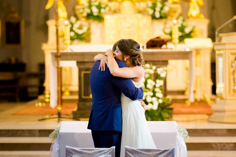 fotografia slubna mogilany, zdjecia slubne mogilany, fotograf slubny mogilany, polsko-francuski slub, fotografia slubna krakow, fotografia slubna katowice, zdjecia slubne krakow, fotograf slubny katowice, wesele sala Triana Mogilany, slub w kosciele w Mogilanach, slub kosciol Mogilany, fotograf slubny bielsko, zespol fireband na wesele, barmani na wesele cava&bar, zdjecia slubne slask, dwoch fotografow na slub,