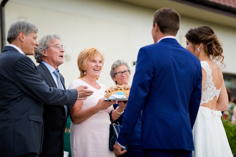 fotografia slubna mogilany, zdjecia slubne mogilany, fotograf slubny mogilany, polsko-francuski slub, fotografia slubna krakow, fotografia slubna katowice, zdjecia slubne krakow, fotograf slubny katowice, wesele sala Triana Mogilany, slub w kosciele w Mogilanach, slub kosciol Mogilany, fotograf slubny bielsko, zespol fireband na wesele, barmani na wesele cava&bar, zdjecia slubne slask, dwoch fotografow na slub,