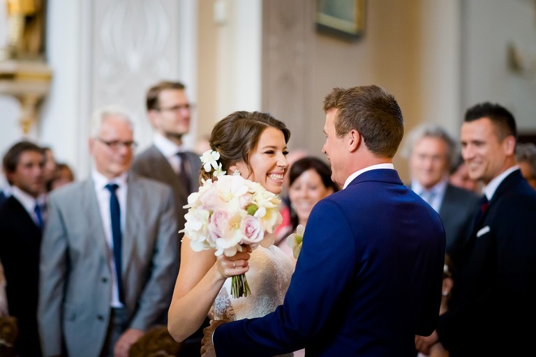 fotografia slubna mogilany, zdjecia slubne mogilany, fotograf slubny mogilany, polsko-francuski slub, fotografia slubna krakow, fotografia slubna katowice, zdjecia slubne krakow, fotograf slubny katowice, wesele sala Triana Mogilany, slub w kosciele w Mogilanach, slub kosciol Mogilany, fotograf slubny bielsko, zespol fireband na wesele, barmani na wesele cava&bar, zdjecia slubne slask, dwoch fotografow na slub,