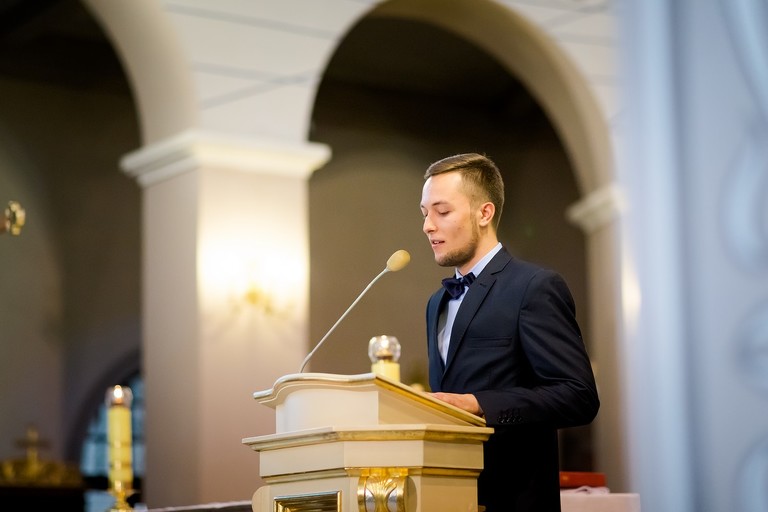 fotografia slubna mogilany, zdjecia slubne mogilany, fotograf slubny mogilany, polsko-francuski slub, fotografia slubna krakow, fotografia slubna katowice, zdjecia slubne krakow, fotograf slubny katowice, wesele sala Triana Mogilany, slub w kosciele w Mogilanach, slub kosciol Mogilany, fotograf slubny bielsko, zespol fireband na wesele, barmani na wesele cava&bar, zdjecia slubne slask, dwoch fotografow na slub,