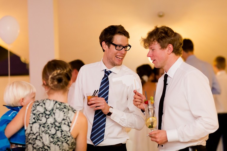 fotografia slubna mogilany, zdjecia slubne mogilany, fotograf slubny mogilany, polsko-francuski slub, fotografia slubna krakow, fotografia slubna katowice, zdjecia slubne krakow, fotograf slubny katowice, wesele sala Triana Mogilany, slub w kosciele w Mogilanach, slub kosciol Mogilany, fotograf slubny bielsko, zespol fireband na wesele, barmani na wesele cava&bar, zdjecia slubne slask, dwoch fotografow na slub,