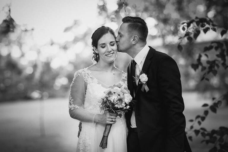 fotograf slubny krakow, zdjecia slubne oswiecim, fotografia slubna oswiecim, zdjecia slubne alwernia, fotografia slubna skawina, fotografia slubna krakow, fotografia slubna katowice, zdjecia slubne krakow, fotograf slubny katowice, wesele dwor w tomaszowicach, wesele w dworze w tomaszowicach, fotografia slubna alwernia, fotograf slubny bielsko, zdjecia slubne slask, sesja w dworze w tomaszowicach, plener slubny tomaszowice, dwoch fotografow na slub,