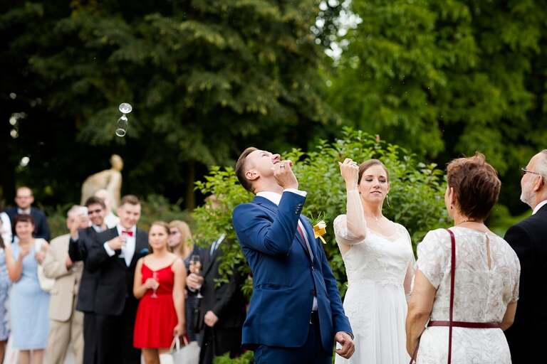 fotograf slubny krakow, zdjecia slubne oswiecim, fotografia slubna oswiecim, zdjecia slubne alwernia, fotografia slubna skawina, fotografia slubna krakow, fotografia slubna katowice, zdjecia slubne krakow, fotograf slubny katowice, wesele dwor w tomaszowicach, wesele w dworze w tomaszowicach, fotografia slubna alwernia, fotograf slubny bielsko, zdjecia slubne slask, sesja w dworze w tomaszowicach, plener slubny tomaszowice, dwoch fotografow na slub,