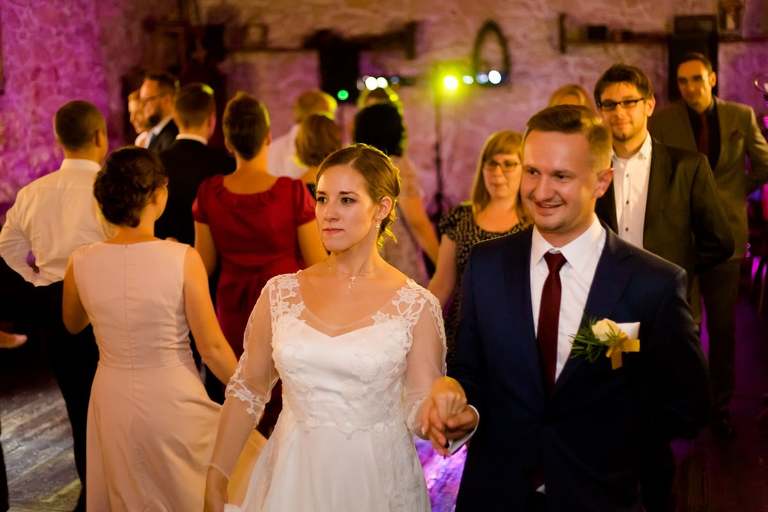 fotograf slubny krakow, zdjecia slubne oswiecim, fotografia slubna oswiecim, zdjecia slubne alwernia, fotografia slubna skawina, fotografia slubna krakow, fotografia slubna katowice, zdjecia slubne krakow, fotograf slubny katowice, wesele dwor w tomaszowicach, wesele w dworze w tomaszowicach, fotografia slubna alwernia, fotograf slubny bielsko, zdjecia slubne slask, sesja w dworze w tomaszowicach, plener slubny tomaszowice, dwoch fotografow na slub,