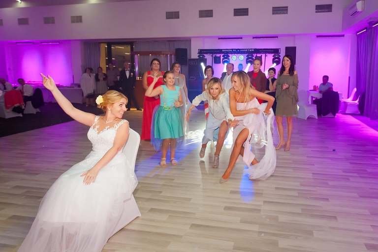 fotografia slubna bytom, zdjecia slubne bytom, fotograf slubny slask, slub w kosciele sw wojciecha w radzionkowie, wesele w the piano bytom, wesele w bytomiu, fotografia slubna katowice, zdjecia slubne katowice, zdjecia slubne zywiec, fotografia slubna, zdjecia slubne bielsko, fotograf slubny bielsko, fotograf slubny cieszyn, fotografia slubna cieszyn, www.magiaobrazu.com, zdjecia slubne bielsko, fotografia slubna slask, zdjecia slubne zywiec, zdjecia slubne cieszyn, dwoch fotografow na slub, zdjecia slubne slask,