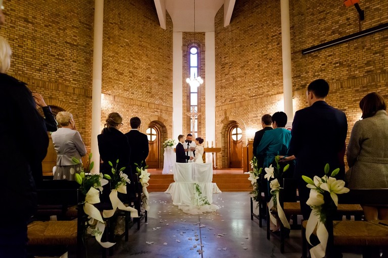 fotografia slubna katowice, zdjecia slubne katowice, fotograf slubny katowice, fotograf slubny slask, slub w kosciele ewangelicko-augsburskim tychy, wesele hotel arena tychy, wesele w hotelu arena w tychach, zdjecia slubne zywiec, fotografia slubna, zdjecia slubne bielsko, fotograf slubny bielsko, fotograf slubny cieszyn, fotografia slubna cieszyn, www.magiaobrazu.com, zdjecia slubne bielsko, fotografia slubna slask, zdjecia slubne zywiec, zdjecia slubne cieszyn, dwoch fotografow na slub, zdjecia slubne slask,