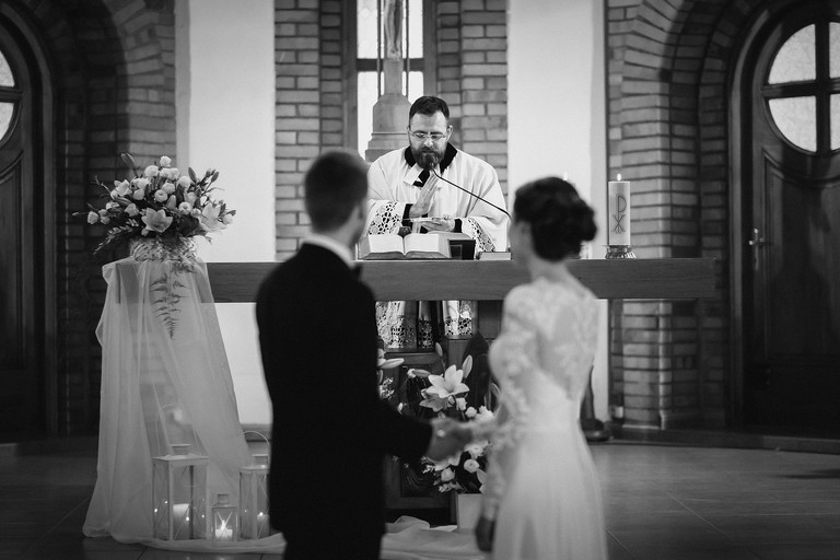 fotografia slubna katowice, zdjecia slubne katowice, fotograf slubny katowice, fotograf slubny slask, slub w kosciele ewangelicko-augsburskim tychy, wesele hotel arena tychy, wesele w hotelu arena w tychach, zdjecia slubne zywiec, fotografia slubna, zdjecia slubne bielsko, fotograf slubny bielsko, fotograf slubny cieszyn, fotografia slubna cieszyn, www.magiaobrazu.com, zdjecia slubne bielsko, fotografia slubna slask, zdjecia slubne zywiec, zdjecia slubne cieszyn, dwoch fotografow na slub, zdjecia slubne slask,