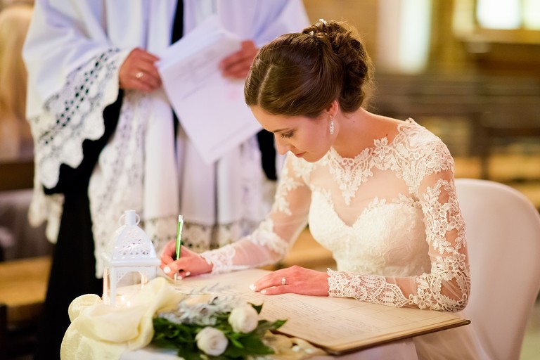 fotografia slubna katowice, zdjecia slubne katowice, fotograf slubny katowice, fotograf slubny slask, slub w kosciele ewangelicko-augsburskim tychy, wesele hotel arena tychy, wesele w hotelu arena w tychach, zdjecia slubne zywiec, fotografia slubna, zdjecia slubne bielsko, fotograf slubny bielsko, fotograf slubny cieszyn, fotografia slubna cieszyn, www.magiaobrazu.com, zdjecia slubne bielsko, fotografia slubna slask, zdjecia slubne zywiec, zdjecia slubne cieszyn, dwoch fotografow na slub, zdjecia slubne slask,