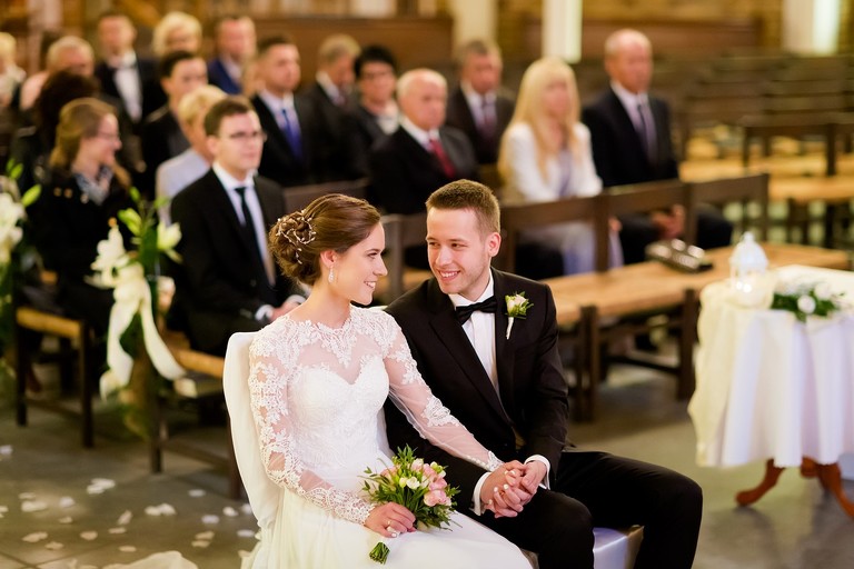 fotografia slubna katowice, zdjecia slubne katowice, fotograf slubny katowice, fotograf slubny slask, slub w kosciele ewangelicko-augsburskim tychy, wesele hotel arena tychy, wesele w hotelu arena w tychach, zdjecia slubne zywiec, fotografia slubna, zdjecia slubne bielsko, fotograf slubny bielsko, fotograf slubny cieszyn, fotografia slubna cieszyn, www.magiaobrazu.com, zdjecia slubne bielsko, fotografia slubna slask, zdjecia slubne zywiec, zdjecia slubne cieszyn, dwoch fotografow na slub, zdjecia slubne slask,