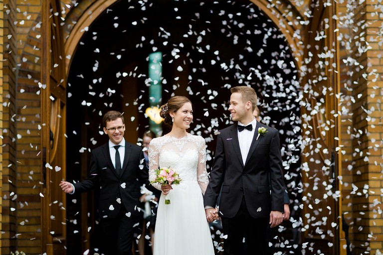 fotografia slubna katowice, zdjecia slubne katowice, fotograf slubny katowice, fotograf slubny slask, slub w kosciele ewangelicko-augsburskim tychy, wesele hotel arena tychy, wesele w hotelu arena w tychach, zdjecia slubne zywiec, fotografia slubna, zdjecia slubne bielsko, fotograf slubny bielsko, fotograf slubny cieszyn, fotografia slubna cieszyn, www.magiaobrazu.com, zdjecia slubne bielsko, fotografia slubna slask, zdjecia slubne zywiec, zdjecia slubne cieszyn, dwoch fotografow na slub, zdjecia slubne slask,