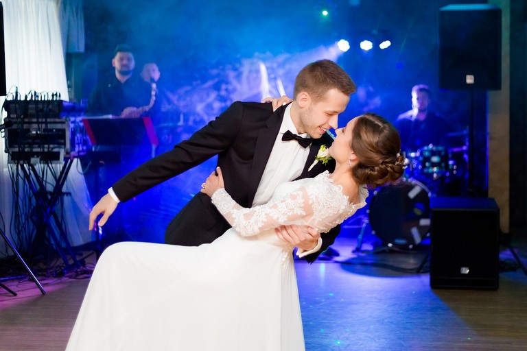 fotografia slubna katowice, zdjecia slubne katowice, fotograf slubny katowice, fotograf slubny slask, slub w kosciele ewangelicko-augsburskim tychy, wesele hotel arena tychy, wesele w hotelu arena w tychach, zdjecia slubne zywiec, fotografia slubna, zdjecia slubne bielsko, fotograf slubny bielsko, fotograf slubny cieszyn, fotografia slubna cieszyn, www.magiaobrazu.com, zdjecia slubne bielsko, fotografia slubna slask, zdjecia slubne zywiec, zdjecia slubne cieszyn, dwoch fotografow na slub, zdjecia slubne slask,