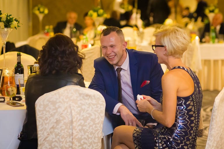 fotografia slubna katowice, zdjecia slubne katowice, fotograf slubny katowice, fotograf slubny slask, slub w kosciele ewangelicko-augsburskim tychy, wesele hotel arena tychy, wesele w hotelu arena w tychach, zdjecia slubne zywiec, fotografia slubna, zdjecia slubne bielsko, fotograf slubny bielsko, fotograf slubny cieszyn, fotografia slubna cieszyn, www.magiaobrazu.com, zdjecia slubne bielsko, fotografia slubna slask, zdjecia slubne zywiec, zdjecia slubne cieszyn, dwoch fotografow na slub, zdjecia slubne slask,