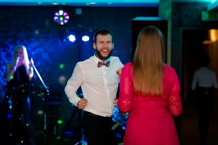 fotografia slubna katowice, zdjecia slubne katowice, fotograf slubny katowice, fotograf slubny slask, slub w kosciele ewangelicko-augsburskim tychy, wesele hotel arena tychy, wesele w hotelu arena w tychach, zdjecia slubne zywiec, fotografia slubna, zdjecia slubne bielsko, fotograf slubny bielsko, fotograf slubny cieszyn, fotografia slubna cieszyn, www.magiaobrazu.com, zdjecia slubne bielsko, fotografia slubna slask, zdjecia slubne zywiec, zdjecia slubne cieszyn, dwoch fotografow na slub, zdjecia slubne slask,