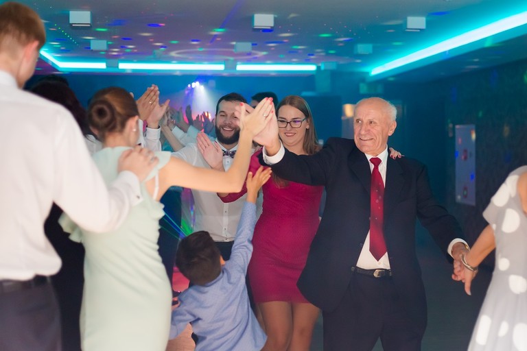 fotografia slubna katowice, zdjecia slubne katowice, fotograf slubny katowice, fotograf slubny slask, slub w kosciele ewangelicko-augsburskim tychy, wesele hotel arena tychy, wesele w hotelu arena w tychach, zdjecia slubne zywiec, fotografia slubna, zdjecia slubne bielsko, fotograf slubny bielsko, fotograf slubny cieszyn, fotografia slubna cieszyn, www.magiaobrazu.com, zdjecia slubne bielsko, fotografia slubna slask, zdjecia slubne zywiec, zdjecia slubne cieszyn, dwoch fotografow na slub, zdjecia slubne slask,