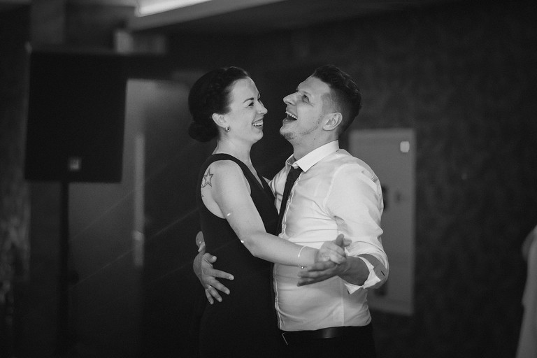 fotografia slubna katowice, zdjecia slubne katowice, fotograf slubny katowice, fotograf slubny slask, slub w kosciele ewangelicko-augsburskim tychy, wesele hotel arena tychy, wesele w hotelu arena w tychach, zdjecia slubne zywiec, fotografia slubna, zdjecia slubne bielsko, fotograf slubny bielsko, fotograf slubny cieszyn, fotografia slubna cieszyn, www.magiaobrazu.com, zdjecia slubne bielsko, fotografia slubna slask, zdjecia slubne zywiec, zdjecia slubne cieszyn, dwoch fotografow na slub, zdjecia slubne slask,