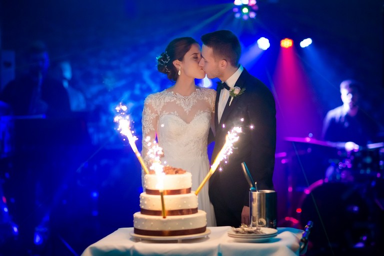 fotografia slubna katowice, zdjecia slubne katowice, fotograf slubny katowice, fotograf slubny slask, slub w kosciele ewangelicko-augsburskim tychy, wesele hotel arena tychy, wesele w hotelu arena w tychach, zdjecia slubne zywiec, fotografia slubna, zdjecia slubne bielsko, fotograf slubny bielsko, fotograf slubny cieszyn, fotografia slubna cieszyn, www.magiaobrazu.com, zdjecia slubne bielsko, fotografia slubna slask, zdjecia slubne zywiec, zdjecia slubne cieszyn, dwoch fotografow na slub, zdjecia slubne slask,