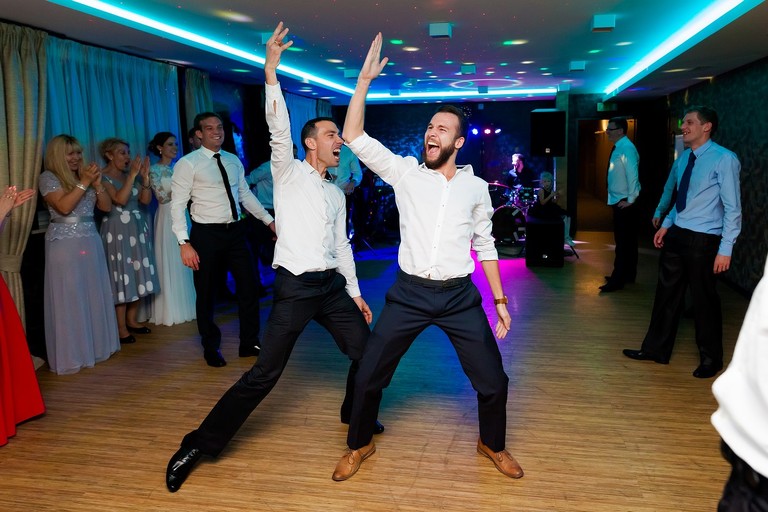 fotografia slubna katowice, zdjecia slubne katowice, fotograf slubny katowice, fotograf slubny slask, slub w kosciele ewangelicko-augsburskim tychy, wesele hotel arena tychy, wesele w hotelu arena w tychach, zdjecia slubne zywiec, fotografia slubna, zdjecia slubne bielsko, fotograf slubny bielsko, fotograf slubny cieszyn, fotografia slubna cieszyn, www.magiaobrazu.com, zdjecia slubne bielsko, fotografia slubna slask, zdjecia slubne zywiec, zdjecia slubne cieszyn, dwoch fotografow na slub, zdjecia slubne slask,