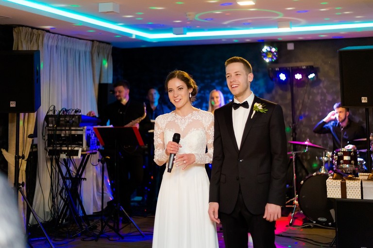 fotografia slubna katowice, zdjecia slubne katowice, fotograf slubny katowice, fotograf slubny slask, slub w kosciele ewangelicko-augsburskim tychy, wesele hotel arena tychy, wesele w hotelu arena w tychach, zdjecia slubne zywiec, fotografia slubna, zdjecia slubne bielsko, fotograf slubny bielsko, fotograf slubny cieszyn, fotografia slubna cieszyn, www.magiaobrazu.com, zdjecia slubne bielsko, fotografia slubna slask, zdjecia slubne zywiec, zdjecia slubne cieszyn, dwoch fotografow na slub, zdjecia slubne slask,