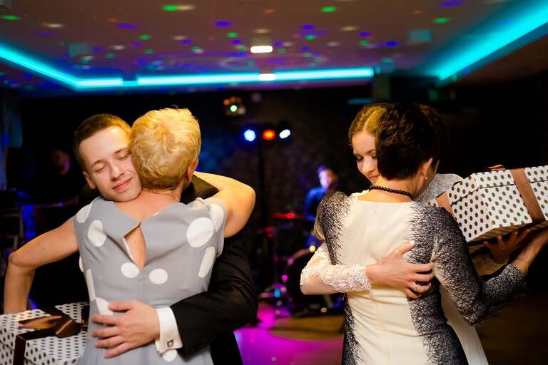 fotografia slubna katowice, zdjecia slubne katowice, fotograf slubny katowice, fotograf slubny slask, slub w kosciele ewangelicko-augsburskim tychy, wesele hotel arena tychy, wesele w hotelu arena w tychach, zdjecia slubne zywiec, fotografia slubna, zdjecia slubne bielsko, fotograf slubny bielsko, fotograf slubny cieszyn, fotografia slubna cieszyn, www.magiaobrazu.com, zdjecia slubne bielsko, fotografia slubna slask, zdjecia slubne zywiec, zdjecia slubne cieszyn, dwoch fotografow na slub, zdjecia slubne slask,