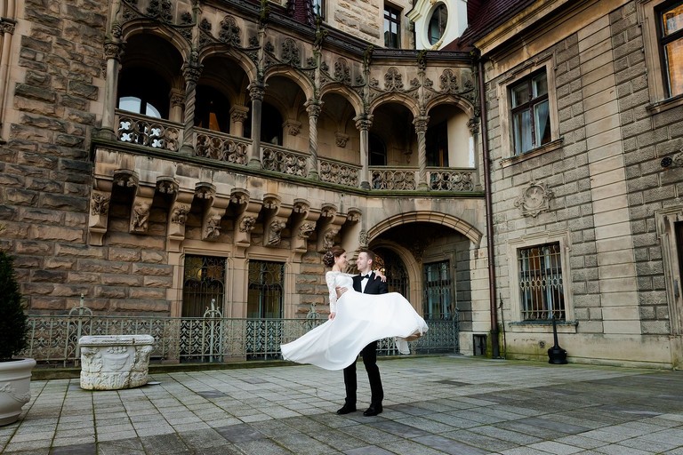 sesja slubna w Mosznej, plener slubny Moszna, sesja slubna na zamku, plener slubny w palacu, www.magiaobrazu.com, fotografia slubna w Mosznej, plener slubny w Krakowie, fotograf slubny Krakow, fotografowie slubni, fotograf malopolska, sesja plenerowa, klimatyczna sesja slubna, plener w Mosznej, Zamek w Mosznej, oryginalna sesja slubna, fotograf slubny slask, sesja slubna slask, zdjecia slubne opolskie, www.magiaobrazu.com, fotografia slubna, plener slubny na zamku, fotograf slubny Krakow, palac w mosznej, fotografowie slubni, fotograf mal‚opolska, sesja plenerowa, klimatyczna sesja slubna