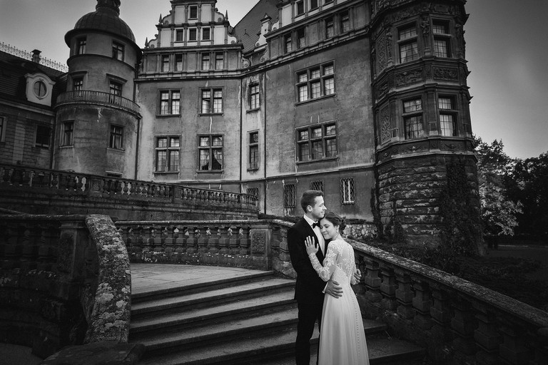 sesja slubna w Mosznej, plener slubny Moszna, sesja slubna na zamku, plener slubny w palacu, www.magiaobrazu.com, fotografia slubna w Mosznej, plener slubny w Krakowie, fotograf slubny Krakow, fotografowie slubni, fotograf malopolska, sesja plenerowa, klimatyczna sesja slubna, plener w Mosznej, Zamek w Mosznej, oryginalna sesja slubna, fotograf slubny slask, sesja slubna slask, zdjecia slubne opolskie, www.magiaobrazu.com, fotografia slubna, plener slubny na zamku, fotograf slubny Krakow, palac w mosznej, fotografowie slubni, fotograf mal‚opolska, sesja plenerowa, klimatyczna sesja slubna