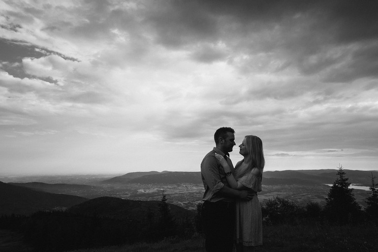 skrzyczne, sesja na skrzycznym, letnia sesja narzeczenska bielsko, sesja narzeczenska bielsko, sesje narzeczenskie bielsko, plener zareczynowy bielsko, sesja zareczyona bielsko, sesja narzeczenska w parku, plener narzeczenski w parku,sesje narzeczenskie slask, zdjecia narzeczenskie slask, sesja narzeczenska katowice, sesja zareczynowa slask, zdjecia zareczynowe slask, www.magiaobrazu.com, fotografia slubna slask, fotograf slubny krakow, zdjecia przedslubne slask, fotografia slubna slask, romantyczna sesja narzeczenska, engagement session, prewedding photosession,