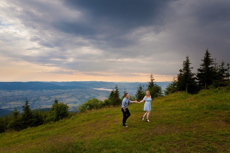 skrzyczne, sesja na skrzycznym, letnia sesja narzeczenska bielsko, sesja narzeczenska bielsko, sesje narzeczenskie bielsko, plener zareczynowy bielsko, sesja zareczyona bielsko, sesja narzeczenska w parku, plener narzeczenski w parku,sesje narzeczenskie slask, zdjecia narzeczenskie slask, sesja narzeczenska katowice, sesja zareczynowa slask, zdjecia zareczynowe slask, www.magiaobrazu.com, fotografia slubna slask, fotograf slubny krakow, zdjecia przedslubne slask, fotografia slubna slask, romantyczna sesja narzeczenska, engagement session, prewedding photosession,