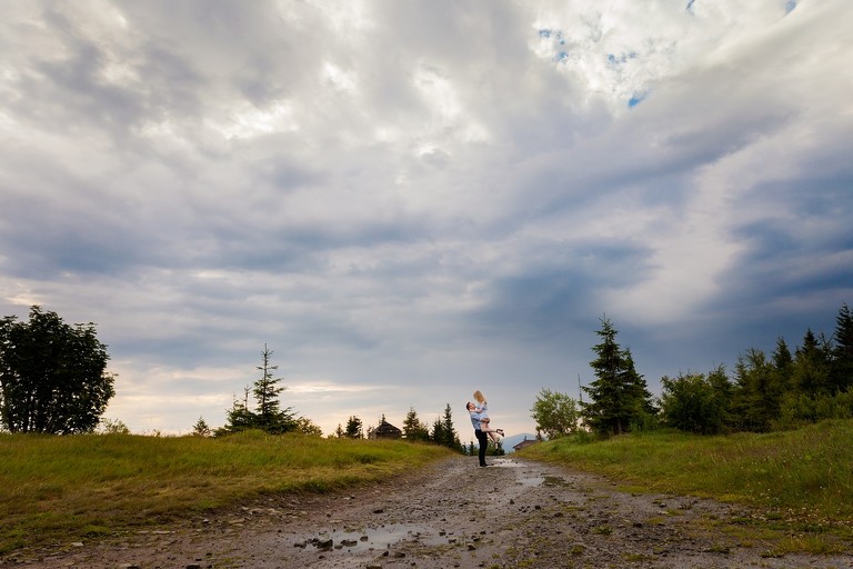 skrzyczne, sesja na skrzycznym, letnia sesja narzeczenska bielsko, sesja narzeczenska bielsko, sesje narzeczenskie bielsko, plener zareczynowy bielsko, sesja zareczyona bielsko, sesja narzeczenska w parku, plener narzeczenski w parku,sesje narzeczenskie slask, zdjecia narzeczenskie slask, sesja narzeczenska katowice, sesja zareczynowa slask, zdjecia zareczynowe slask, www.magiaobrazu.com, fotografia slubna slask, fotograf slubny krakow, zdjecia przedslubne slask, fotografia slubna slask, romantyczna sesja narzeczenska, engagement session, prewedding photosession,